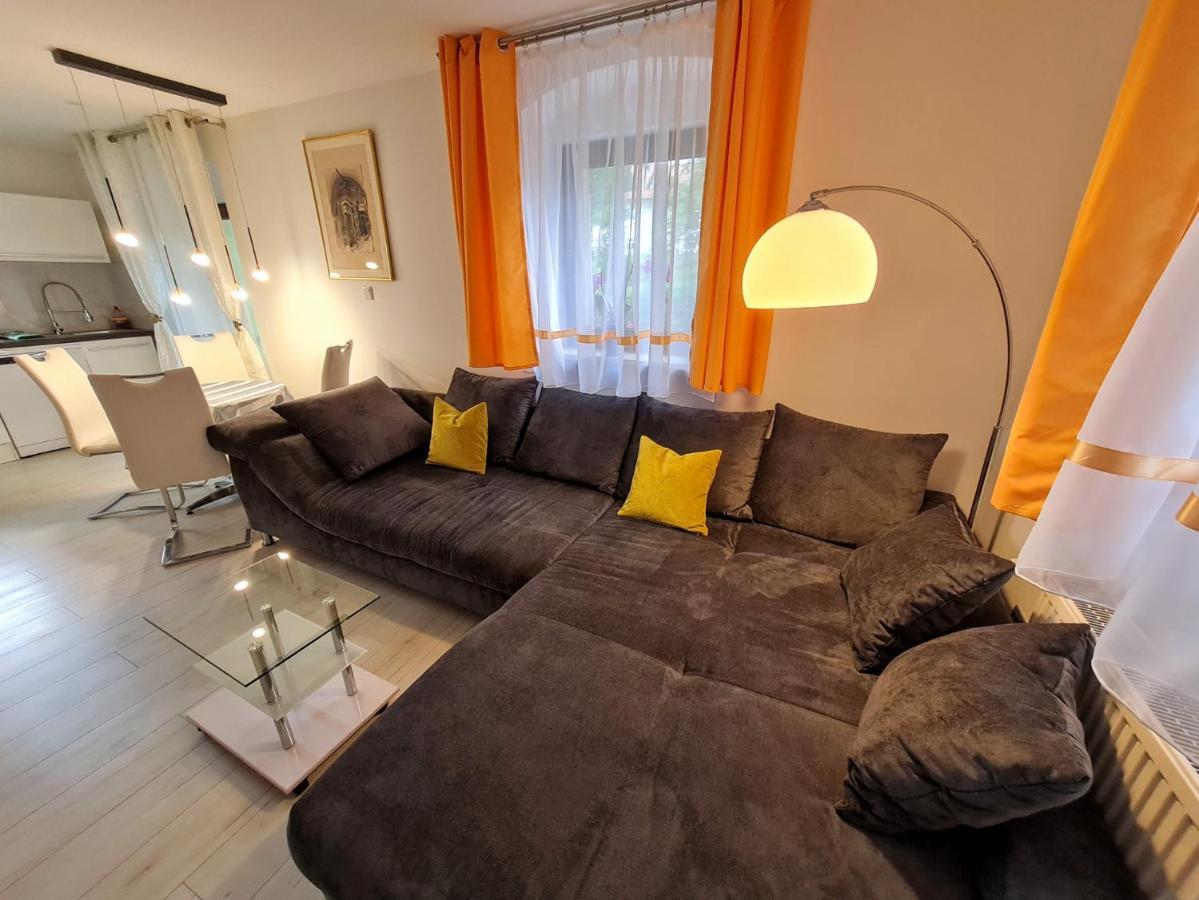 Ferien- Und Businesswohnung Relax Im Ersten Stock Sonnen Eksteriør bilde
